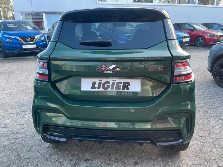 Ligier JS 50
