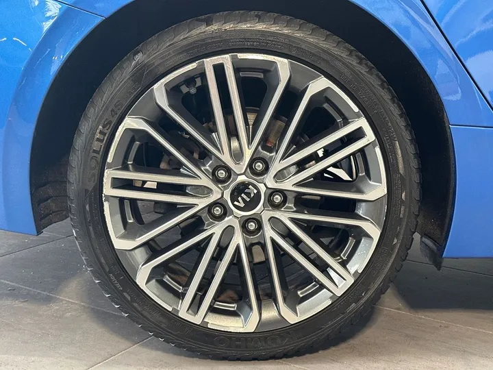 Kia pro cee'd / ProCeed