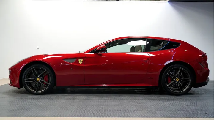 Ferrari FF