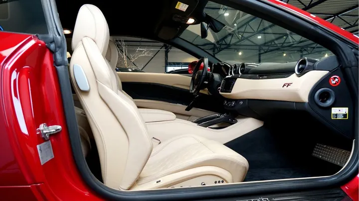Ferrari FF