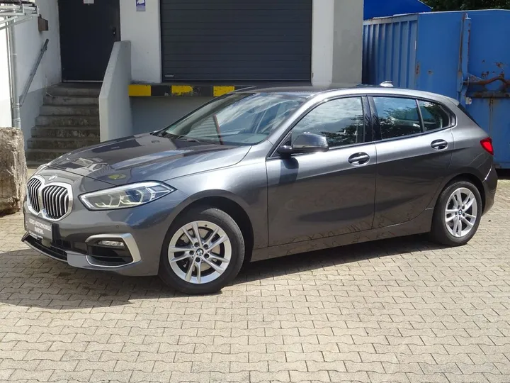 BMW 118