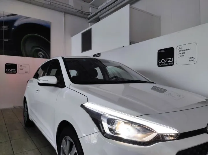 Hyundai i20