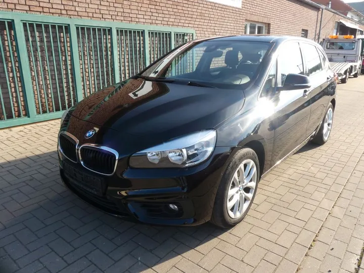 BMW 218