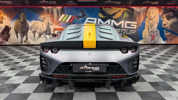 Ferrari 812