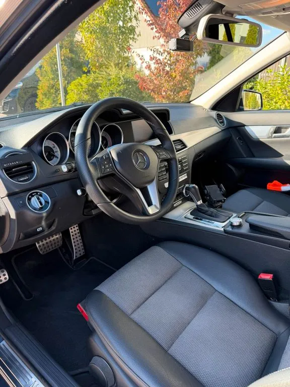 Mercedes-Benz C 250