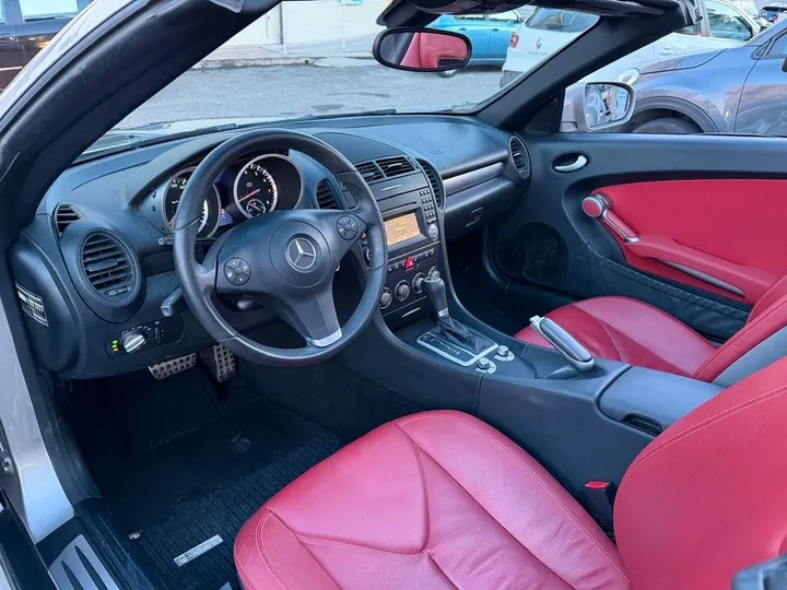Mercedes-Benz SLK 200