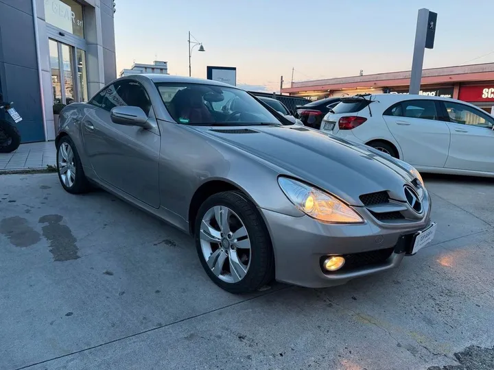 Mercedes-Benz SLK 200