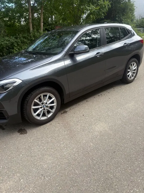 BMW X2