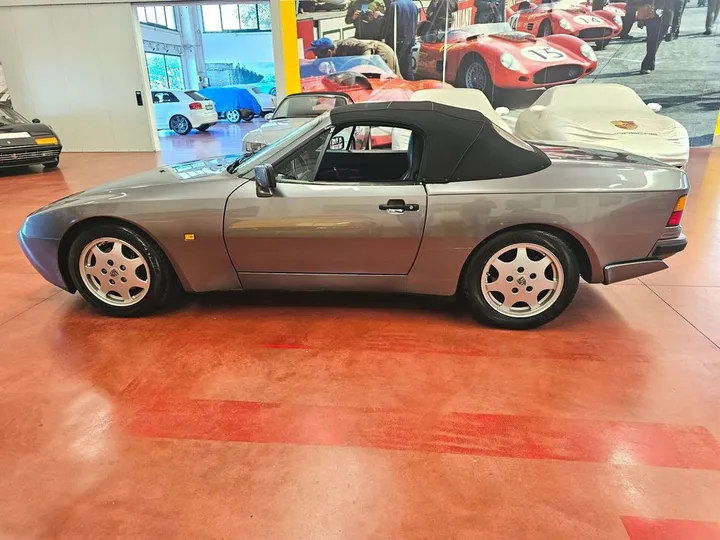 Porsche 924