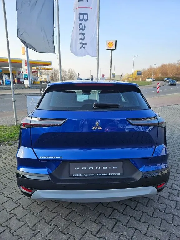 Mitsubishi Grandis