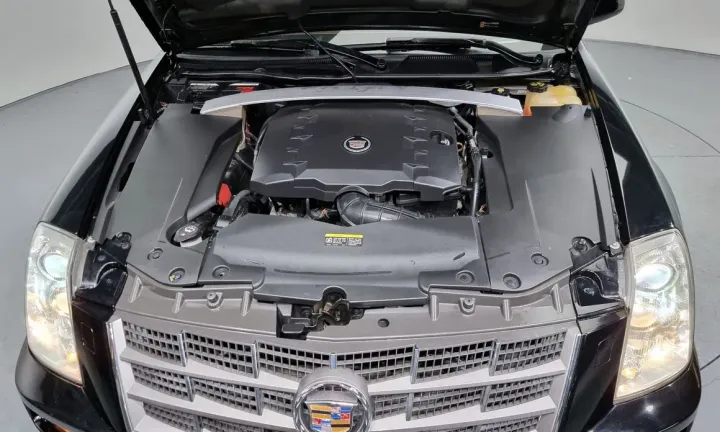 Cadillac STS