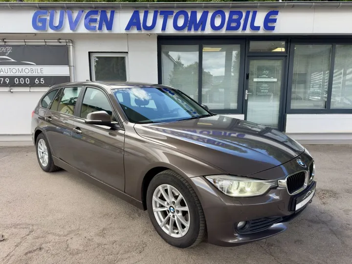 BMW 320