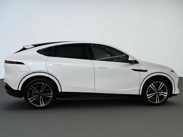 XPENG G6