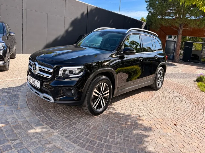 Mercedes-Benz GLB 200