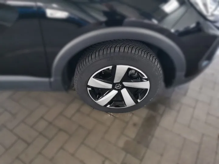 Opel Crossland (X)