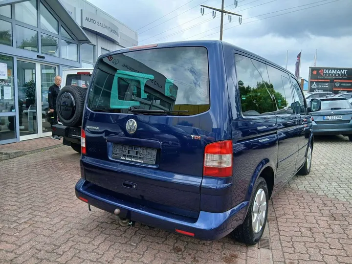 Volkswagen T5 California