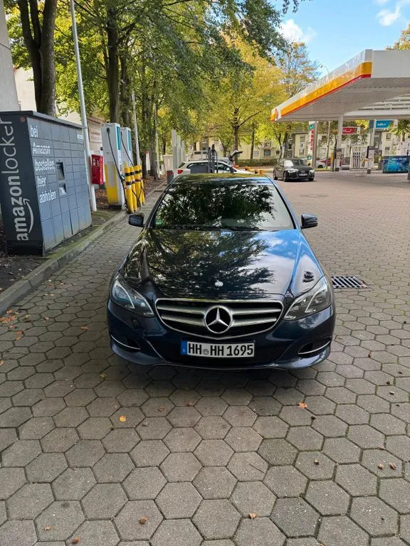 Mercedes-Benz 300