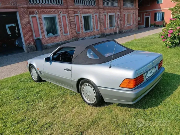 Mercedes-Benz SL 300