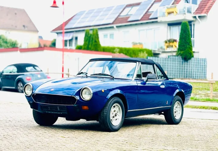 Fiat 124 Spider