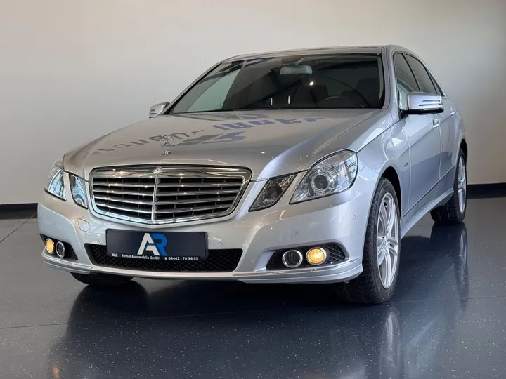 Mercedes-Benz E 200