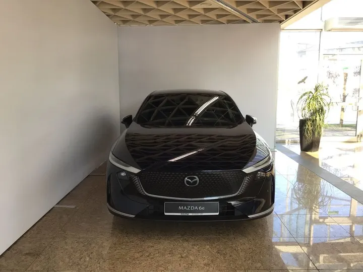 Mazda 6e