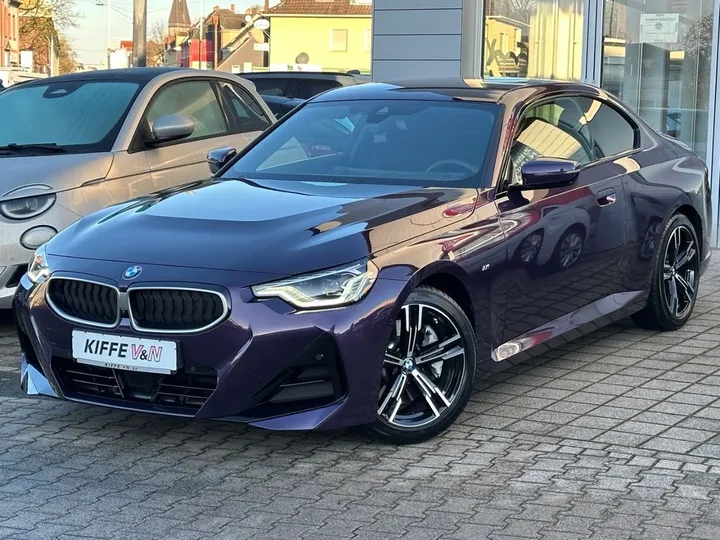 BMW 230