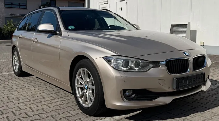 BMW 320