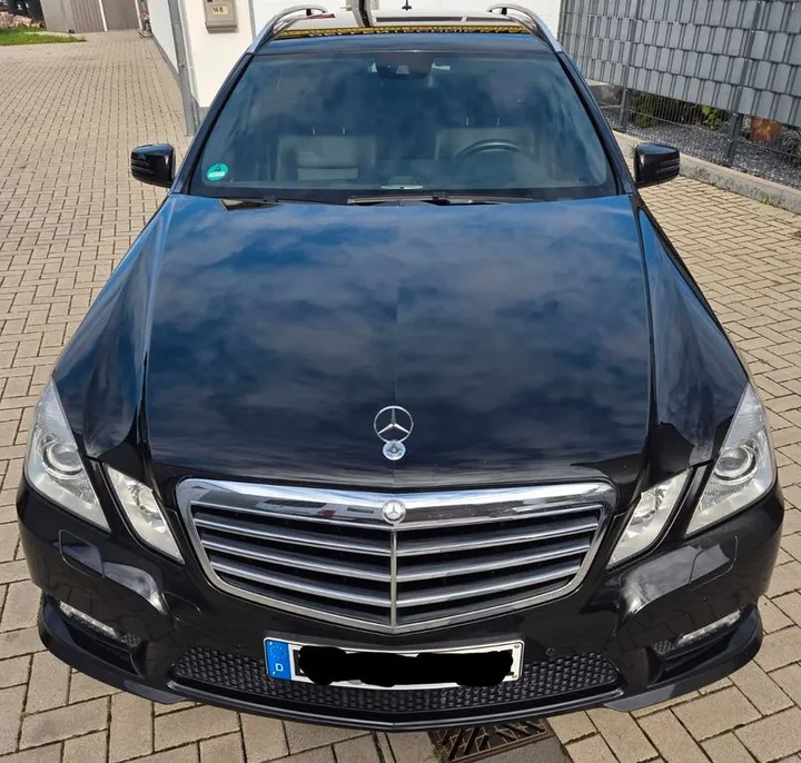 Mercedes-Benz E 300