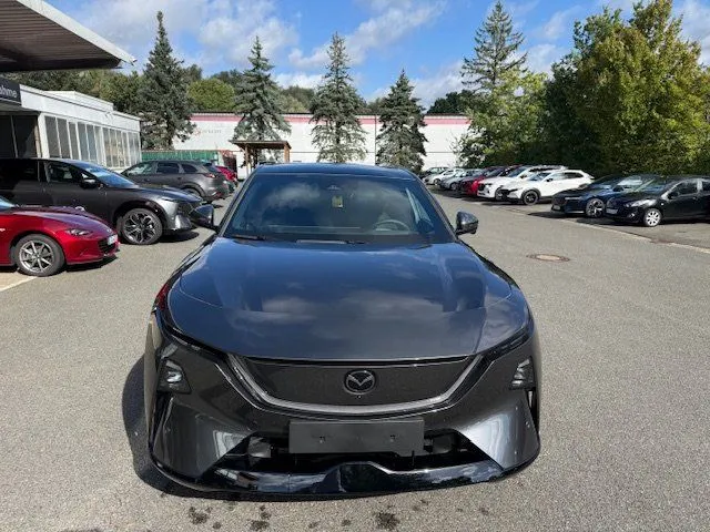 Mazda CX-6e