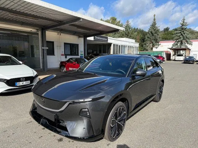 Mazda CX-6e