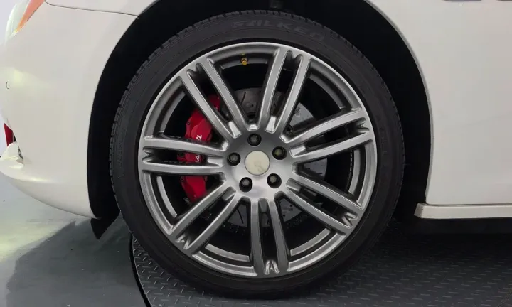 Maserati Quattroporte