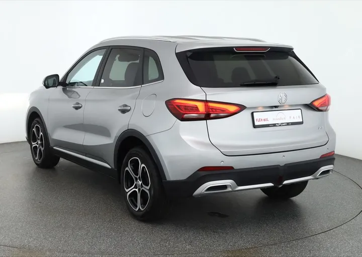 MG ZS