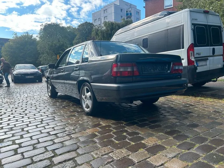 Volvo 850