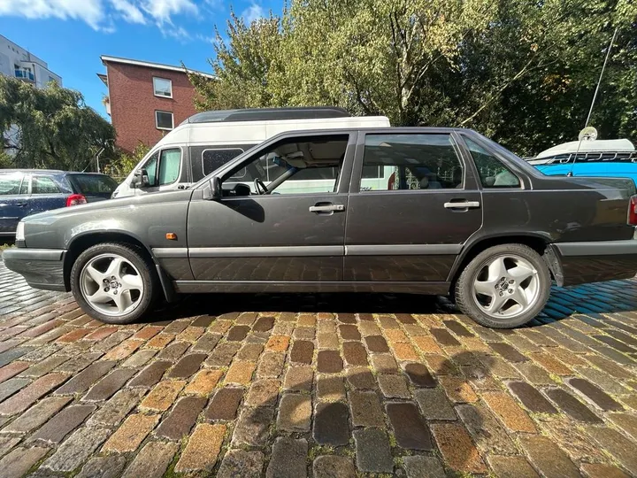 Volvo 850