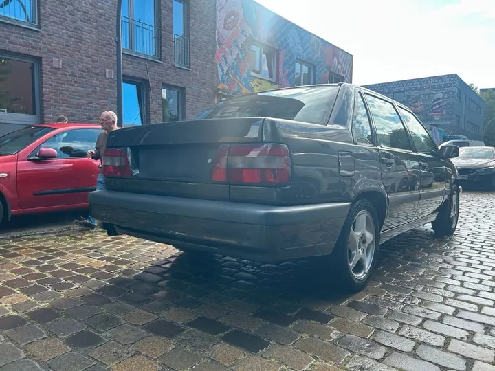 Volvo 850