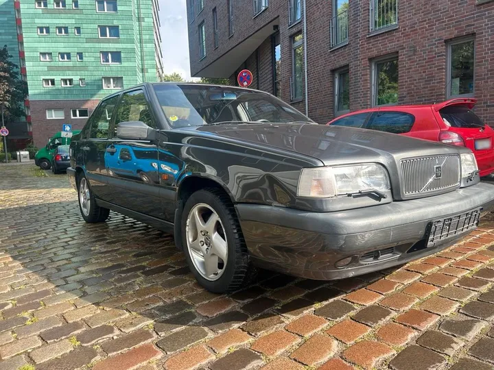 Volvo 850