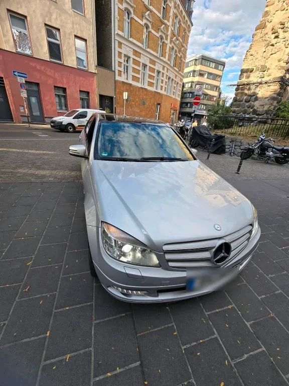 Mercedes-Benz C 200