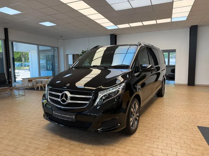 Mercedes-Benz V 250