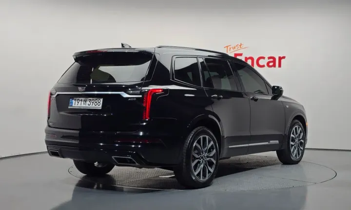 Cadillac XT6