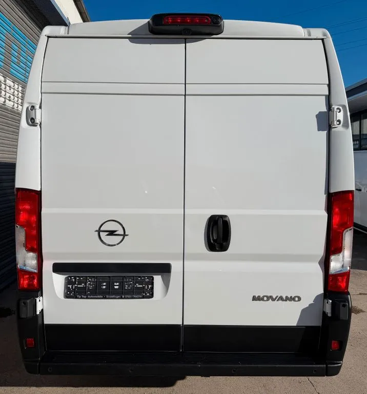 Opel Movano