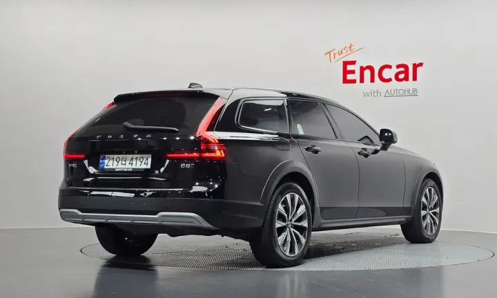 Volvo V90