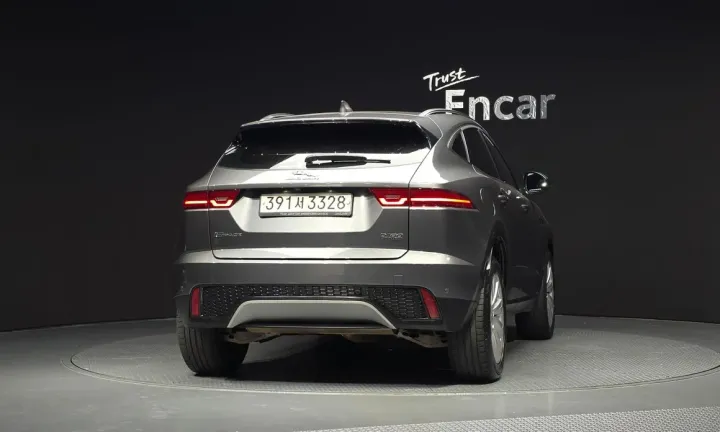 Jaguar E-PACE