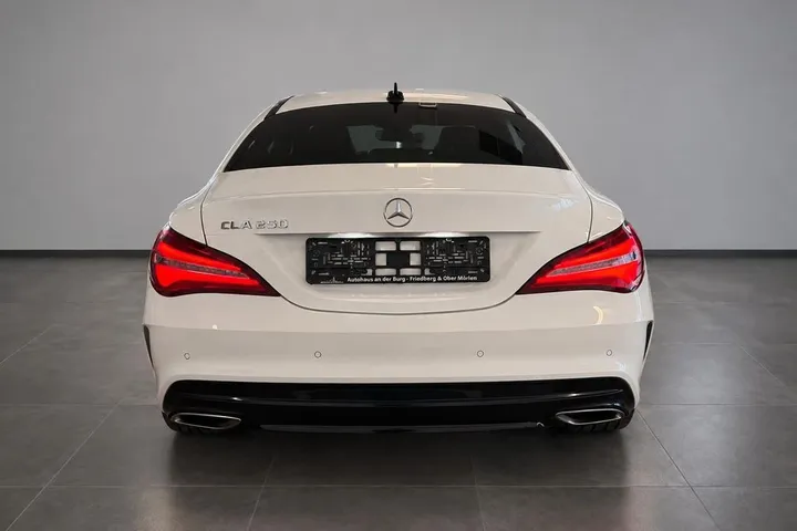 Mercedes-Benz CLA 250