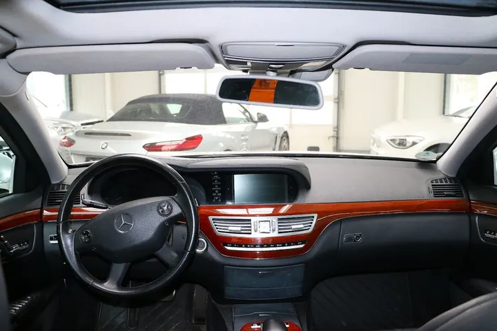 Mercedes-Benz S 320