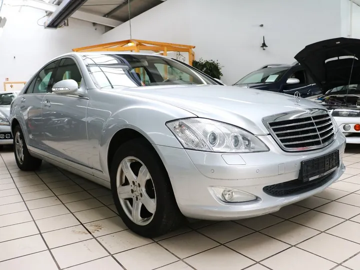 Mercedes-Benz S 320