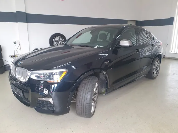 BMW X4 M40