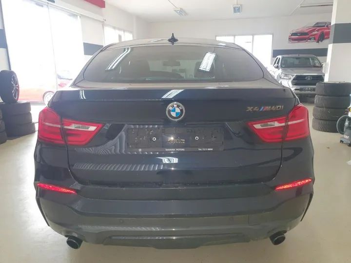 BMW X4 M40