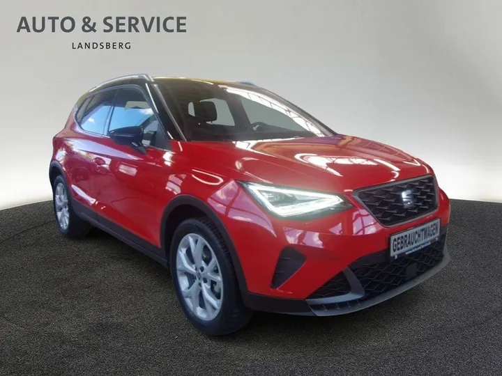 Seat Arona
