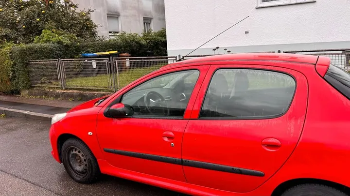 Peugeot 206