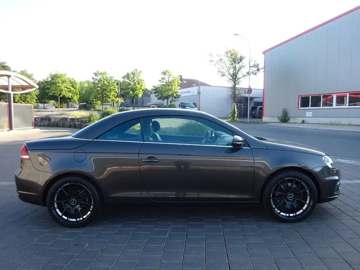 Volkswagen Eos